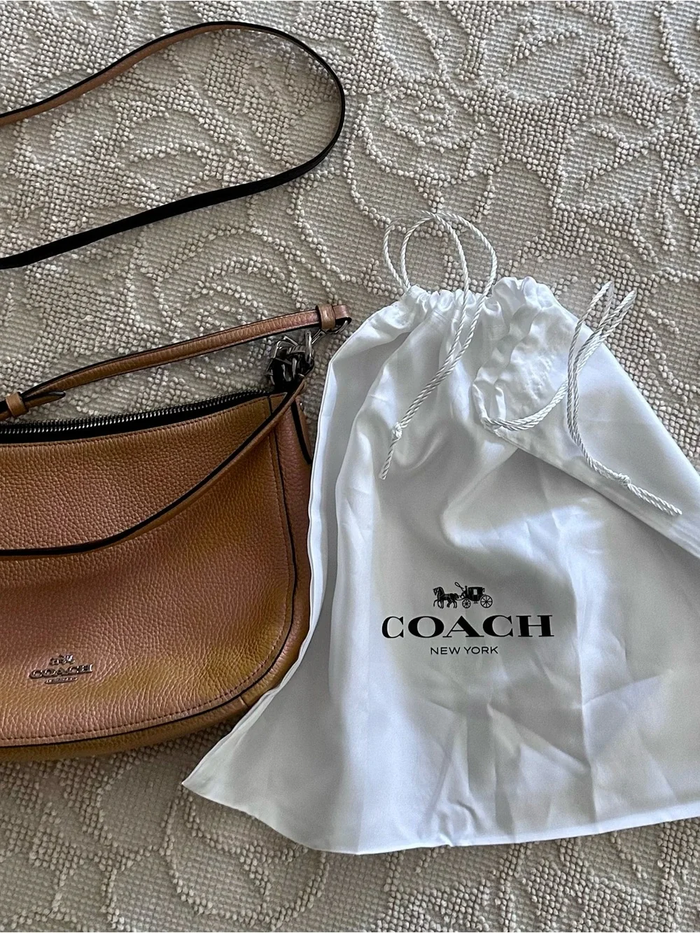 Coach Leather Iredescent Pearlescent Hologram Gold-Pink Chelsea Crossbody Purse - Picture 14 of 16